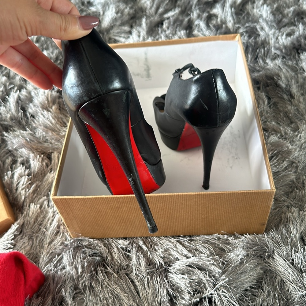 Elegant Black Peep-Toe Women's Shoes